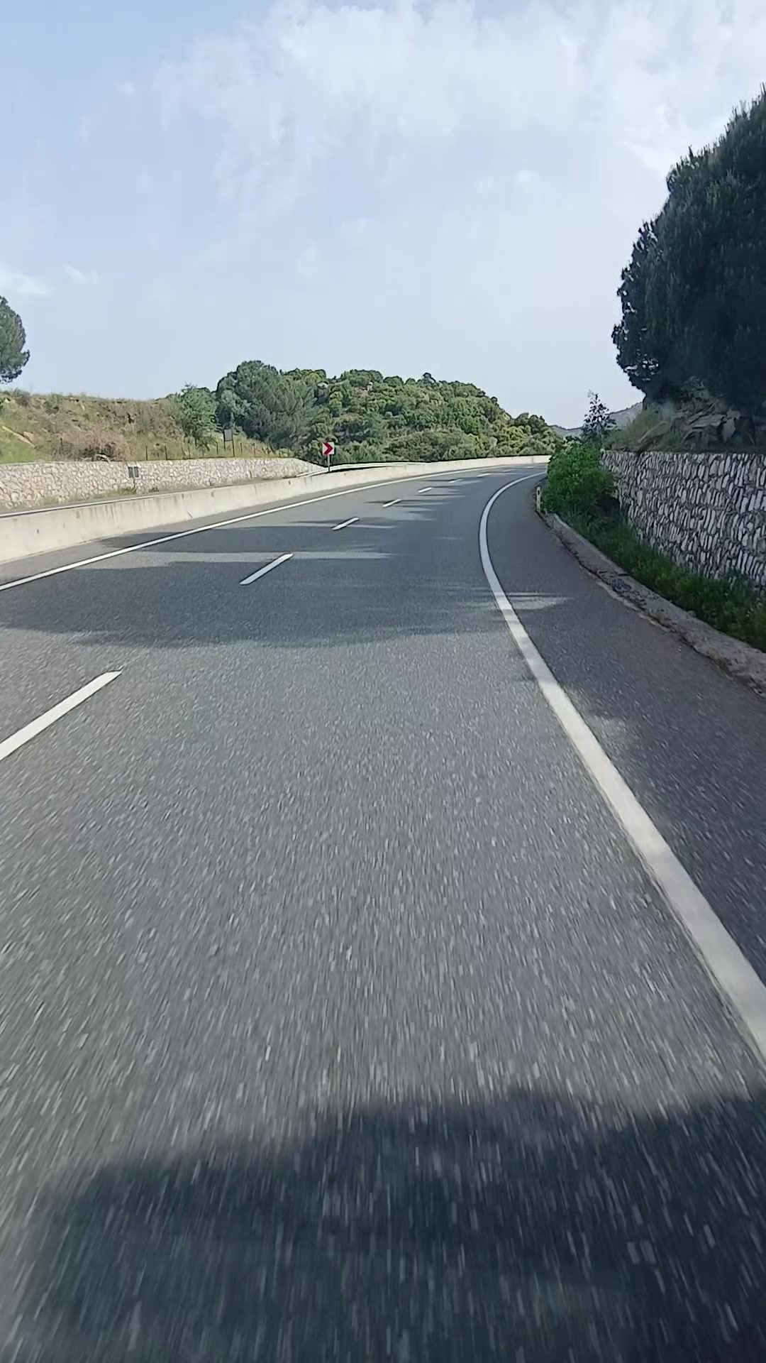 @emelııı