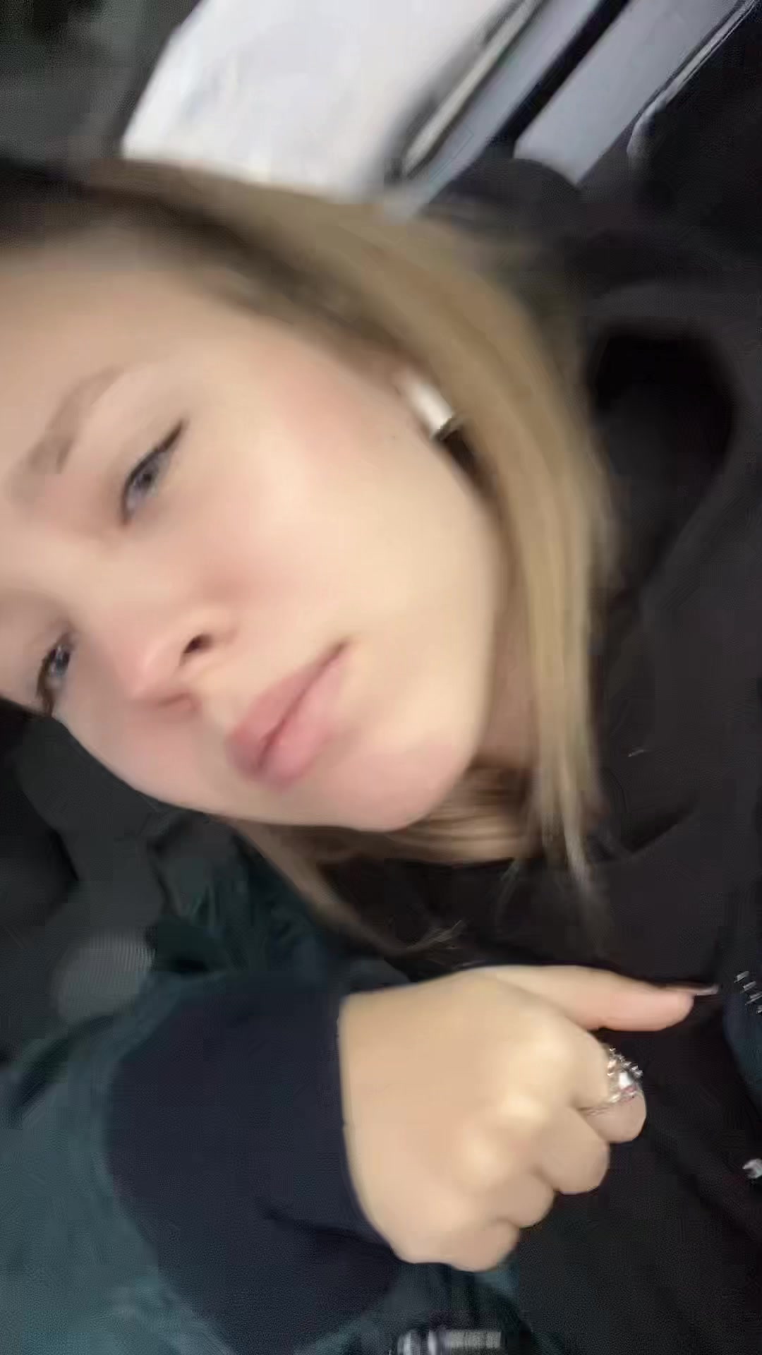 @<3