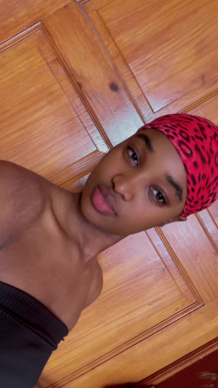 @𝒻𝒾𝓃ℯ 𝓈𝒽𝒾ℯ𝓉𝓉❤️👅