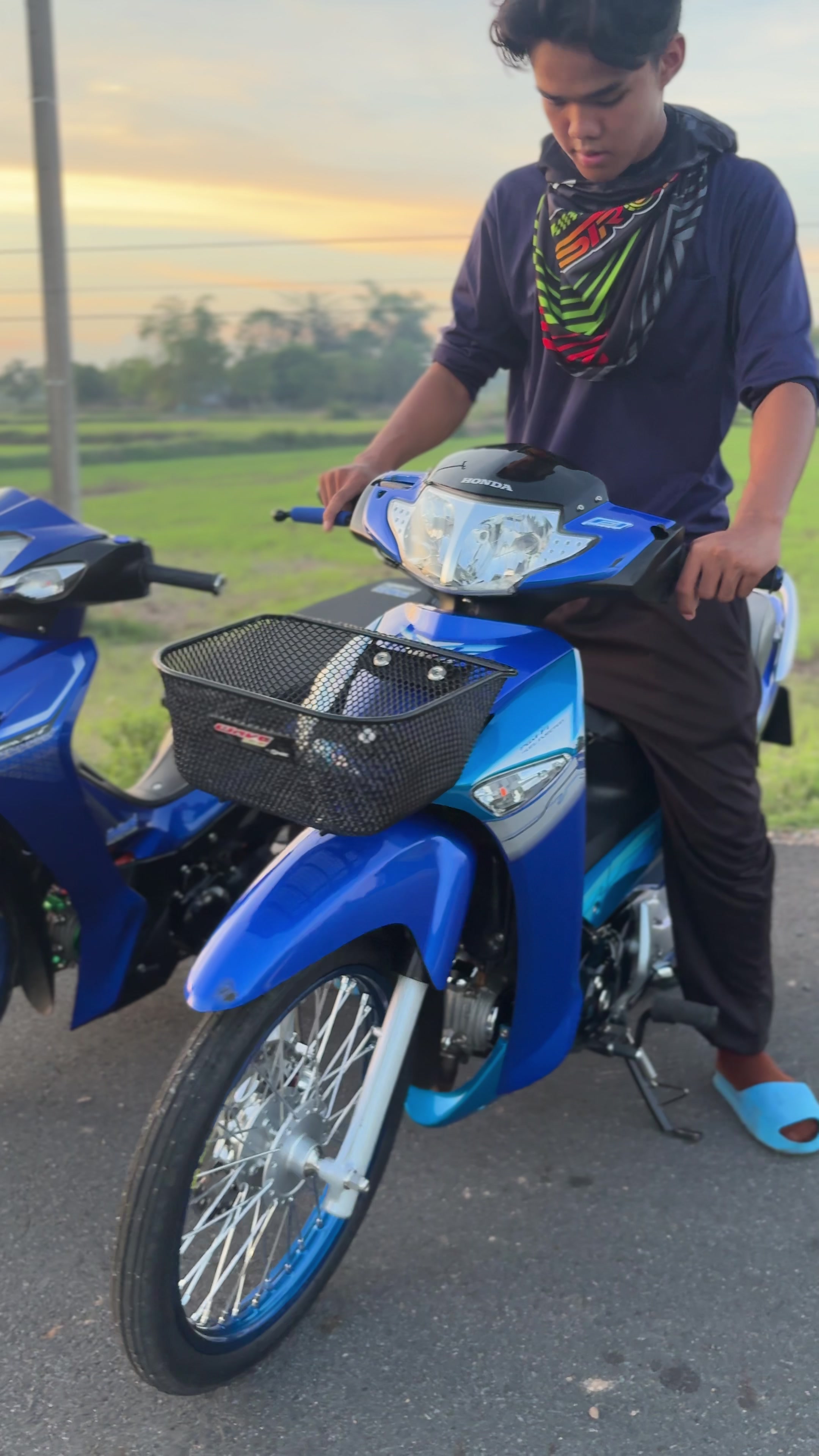 @สุรดิษ 🕉️🤍(9.9M)