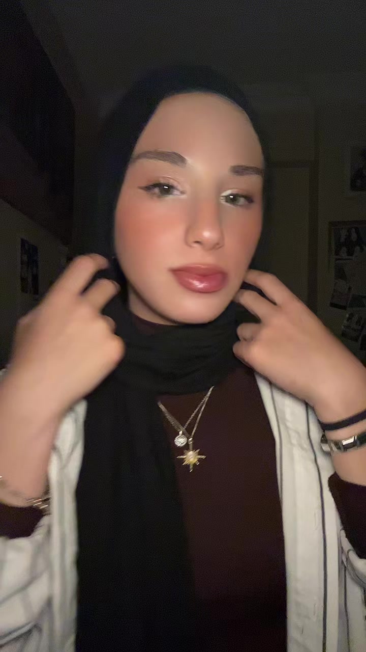@زينب