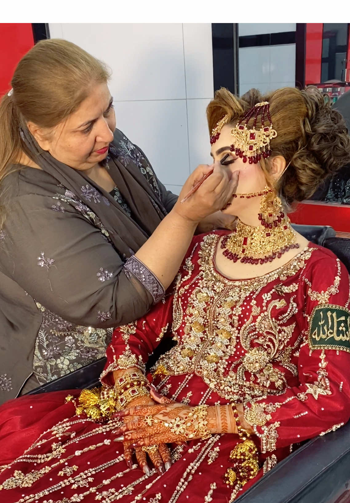 @Aqsa beauty clinic & institute