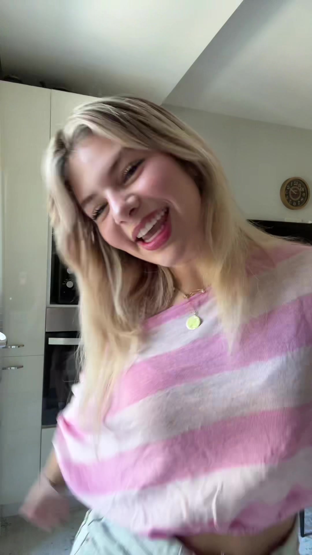 @elay