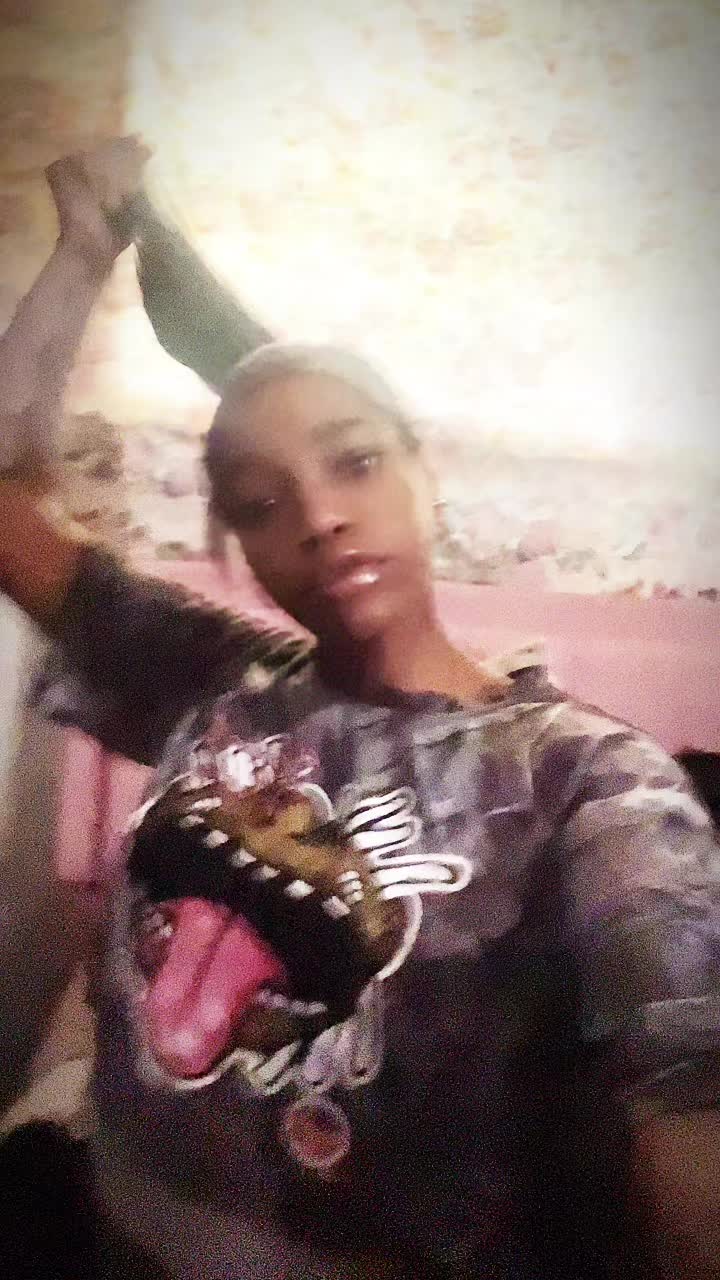 @urdreamdoll