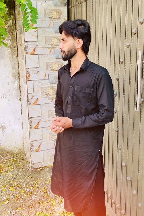 @🚩راجہ زین دھنیال