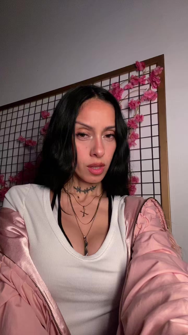 @vaneswaggy