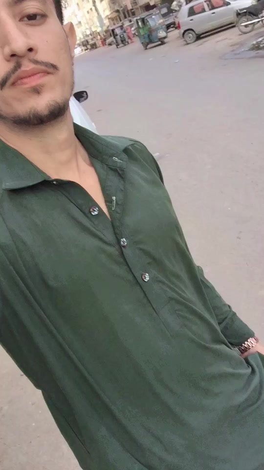 @Handsome_Larka786