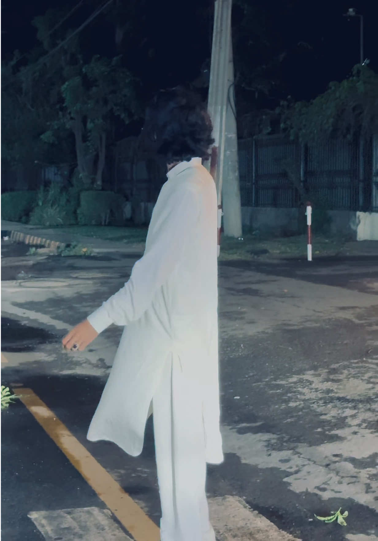 @𝗯𝗶𝗹𝘅𝘅 𝗮𝘄𝗮𝗻 𝟮.𝟬🐺