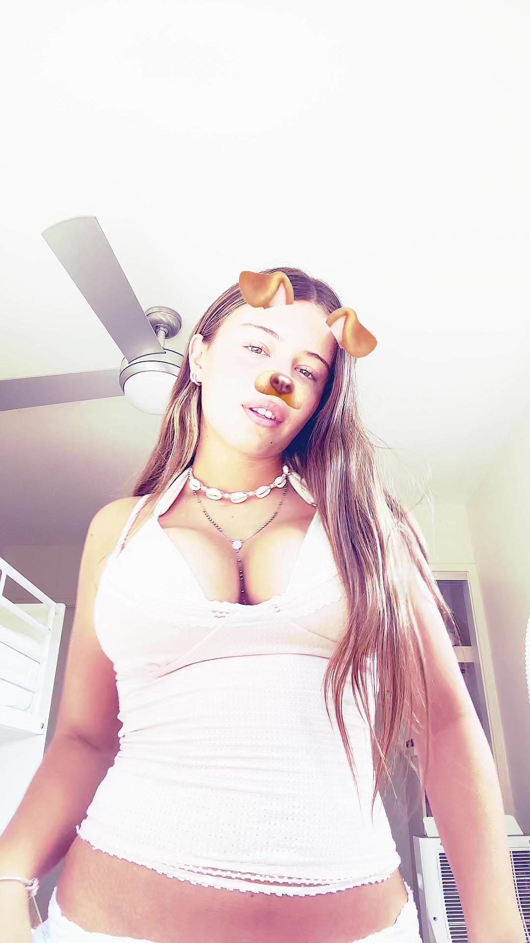 @Isabella