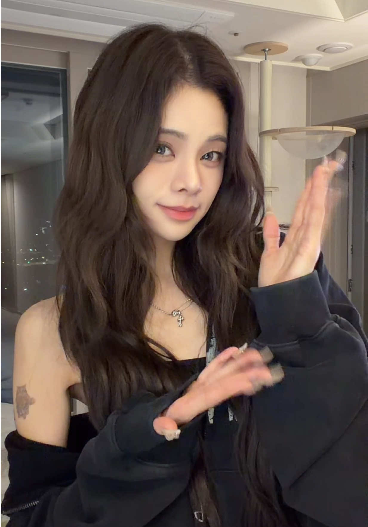 @유빈 Kelly
