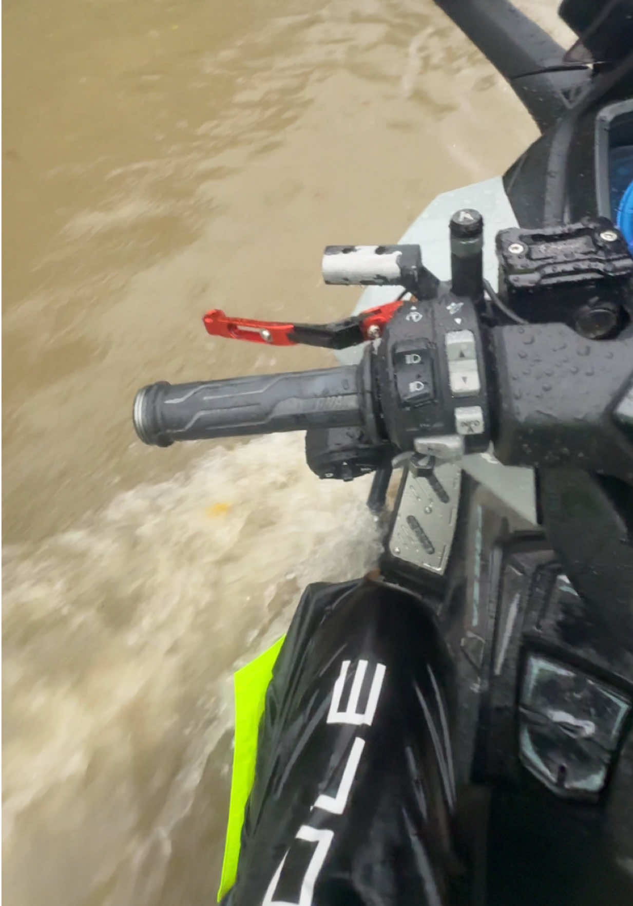 @วนิดาชอบแต่งรถ 🛵💨