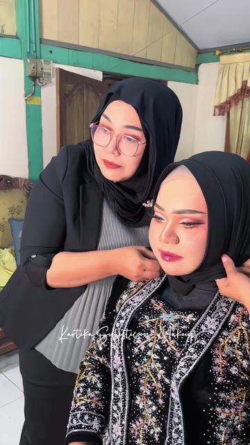 @Kartika Sulistiyono MUA