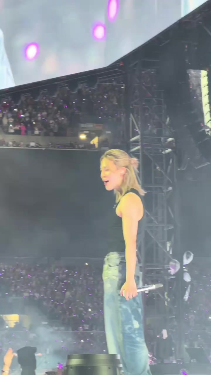 @MyQueen_JK💜