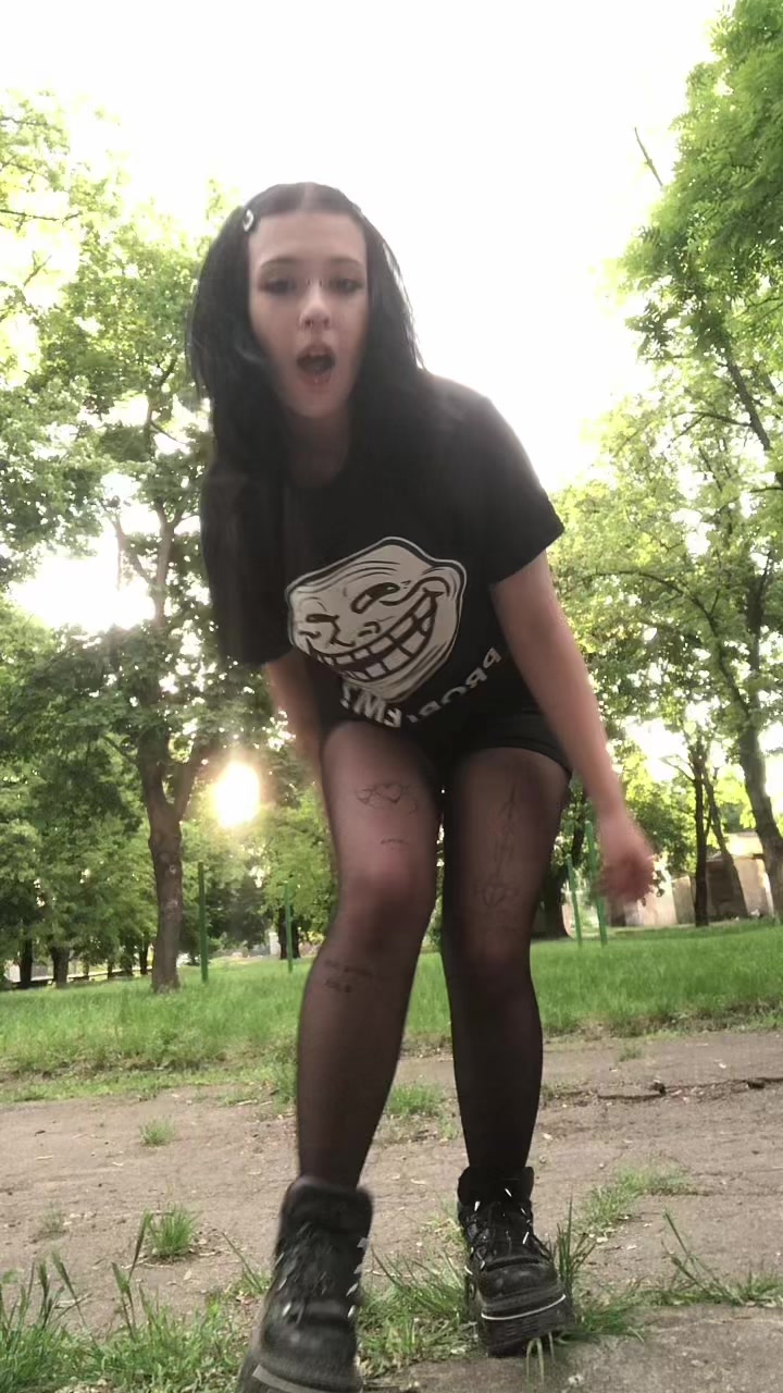 @𝗻𝗮𝗼𝗺𝗶