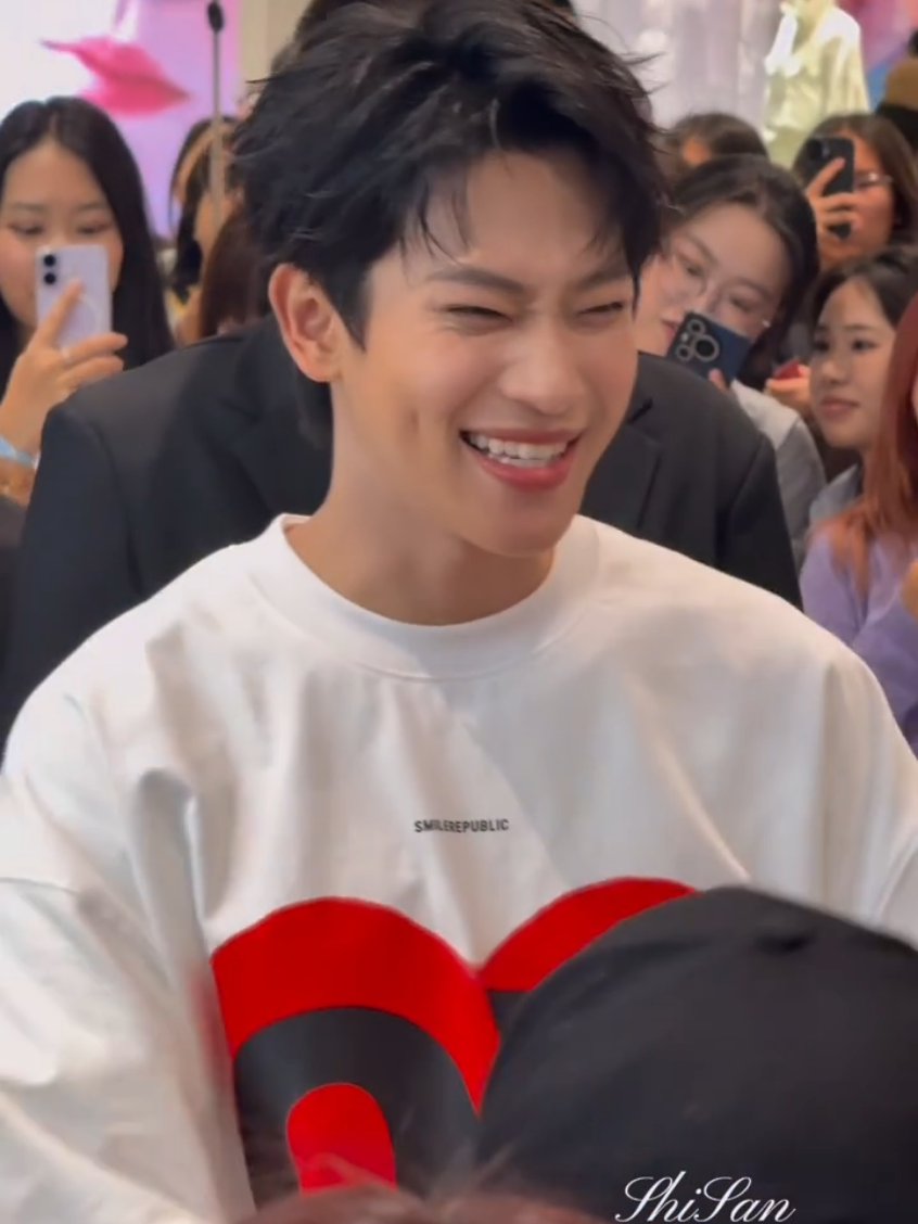 @Artha ๐ฎ๐ฉ ไปฒๅคๅค๐