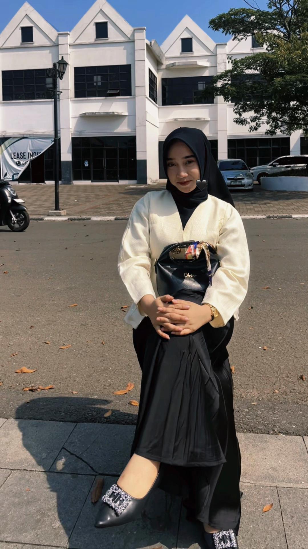 @iisAuniaaaaaa07