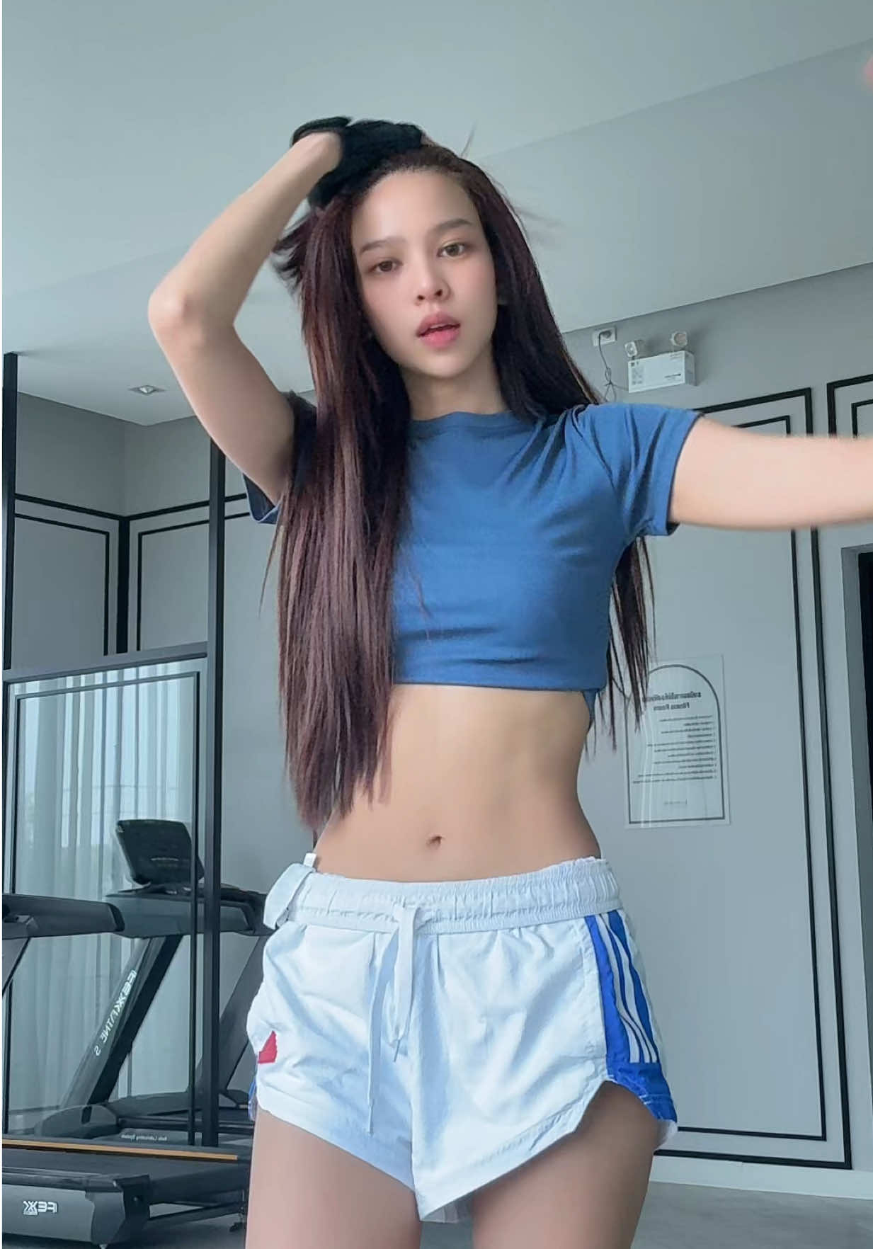 @ButreeKaljaruek(3.4M)