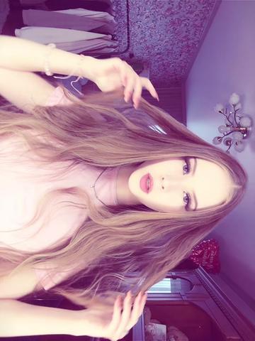 @violaa.axx
