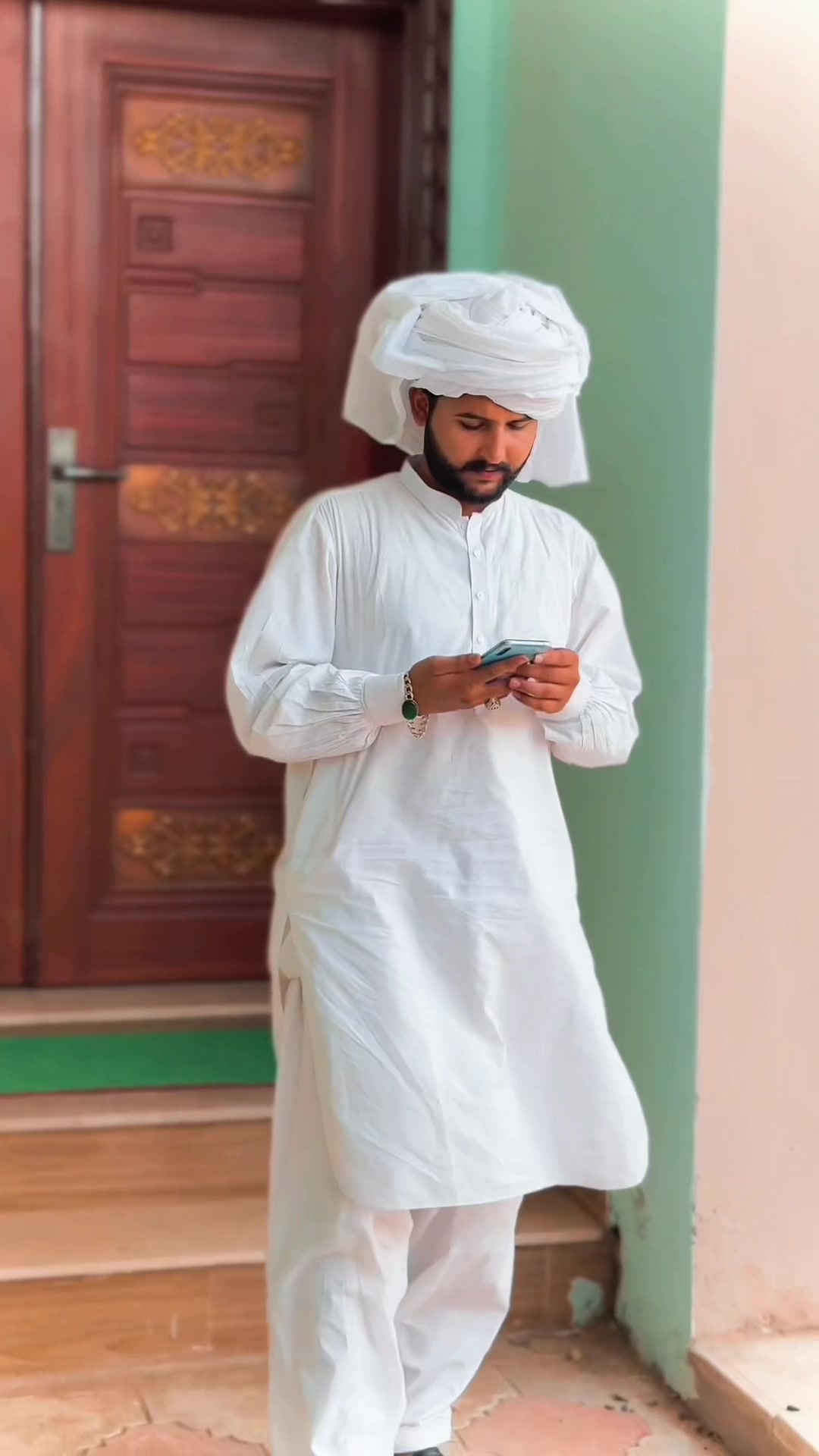 @Chaudhary Ahsan🖤🥀🥂