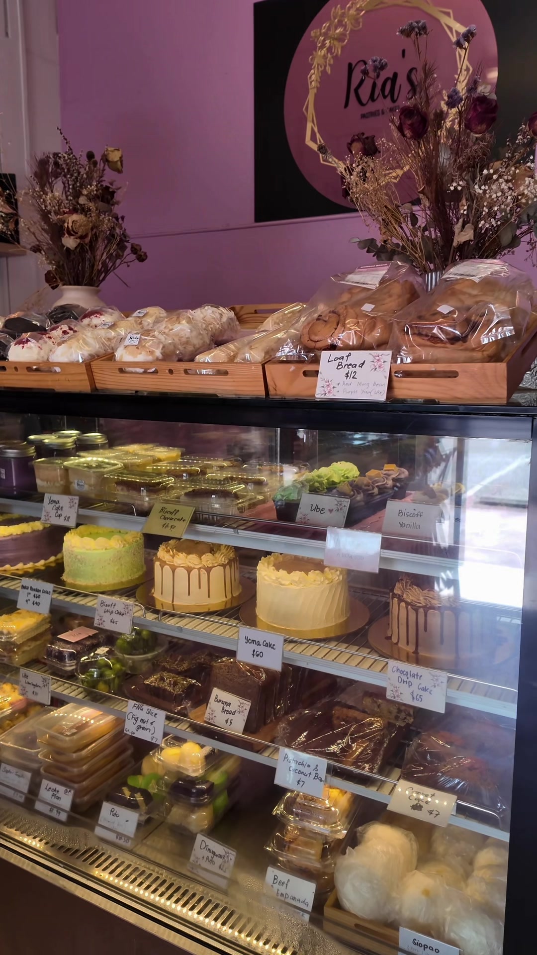 @Ria&rsquo;s Pastries and Cakes