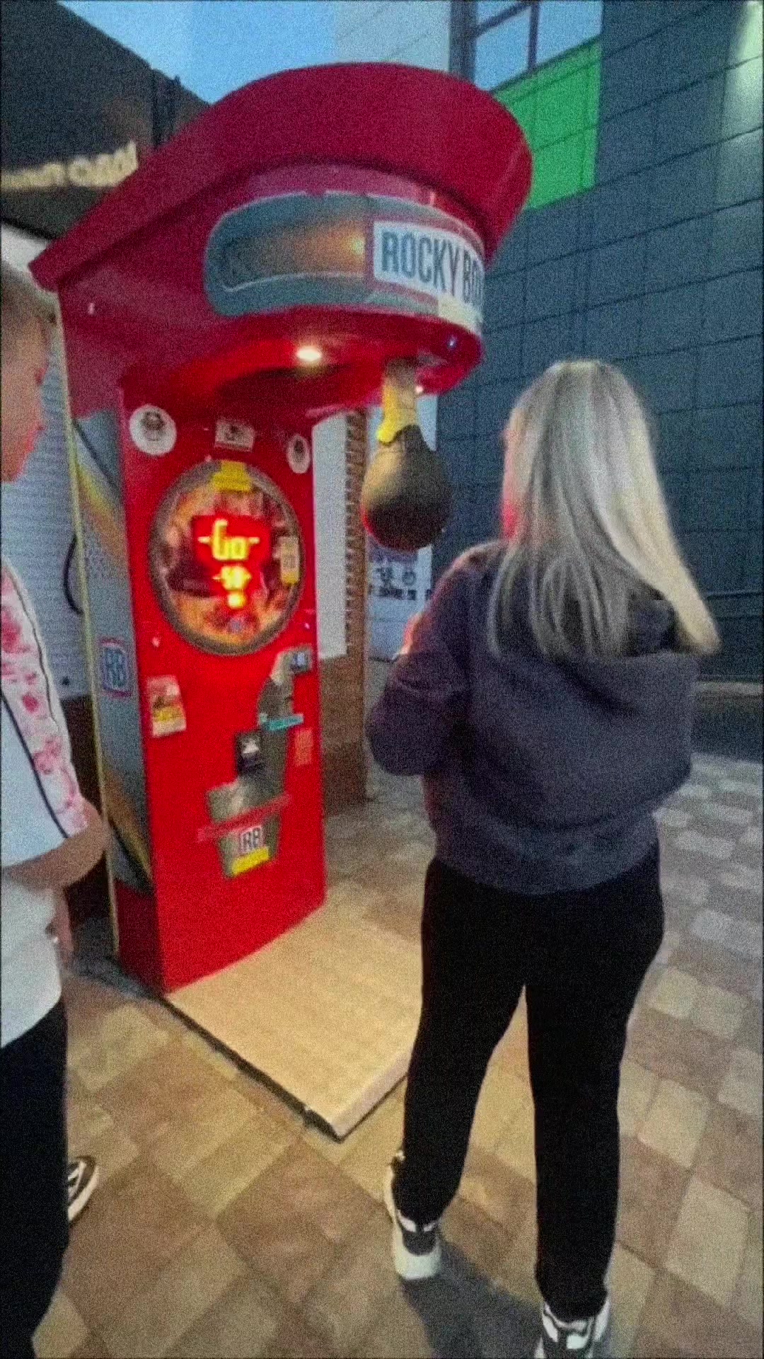 @Anutka25