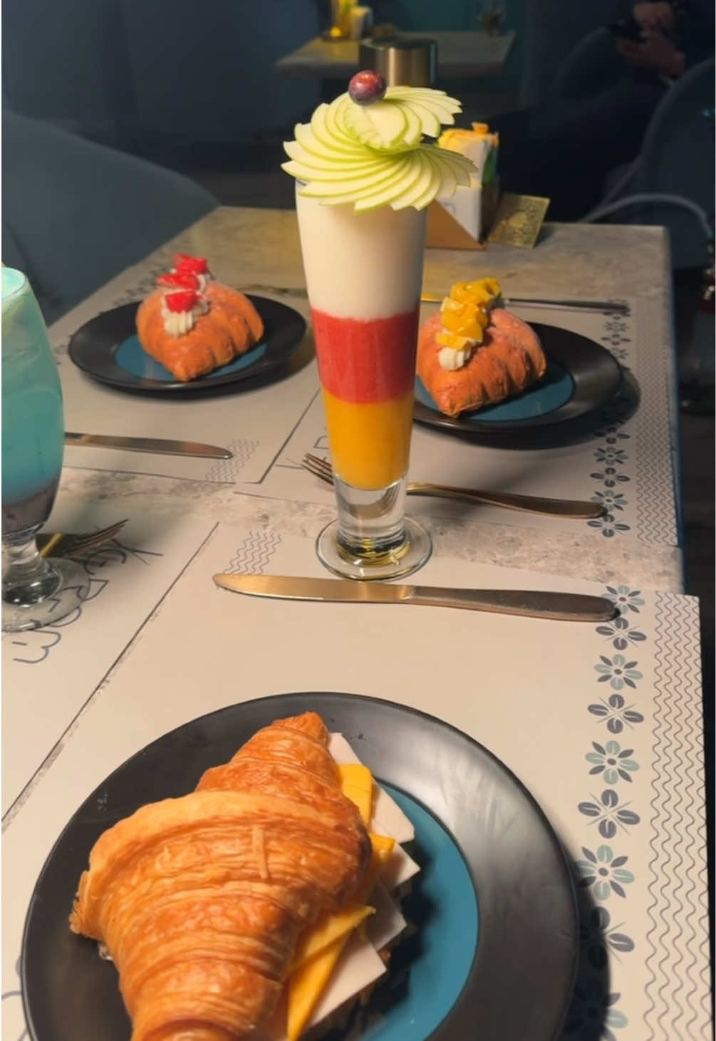 @1/4 GRAM RESTAURANT AND CAFE
