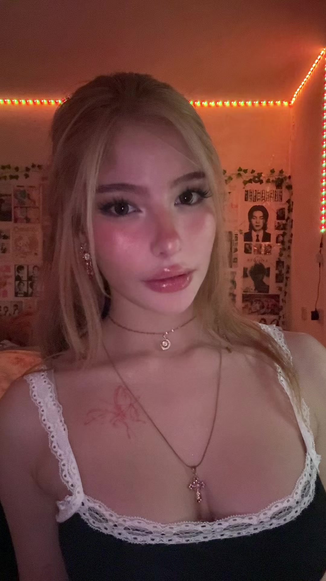 @thay⋆ ✩˚。⋆