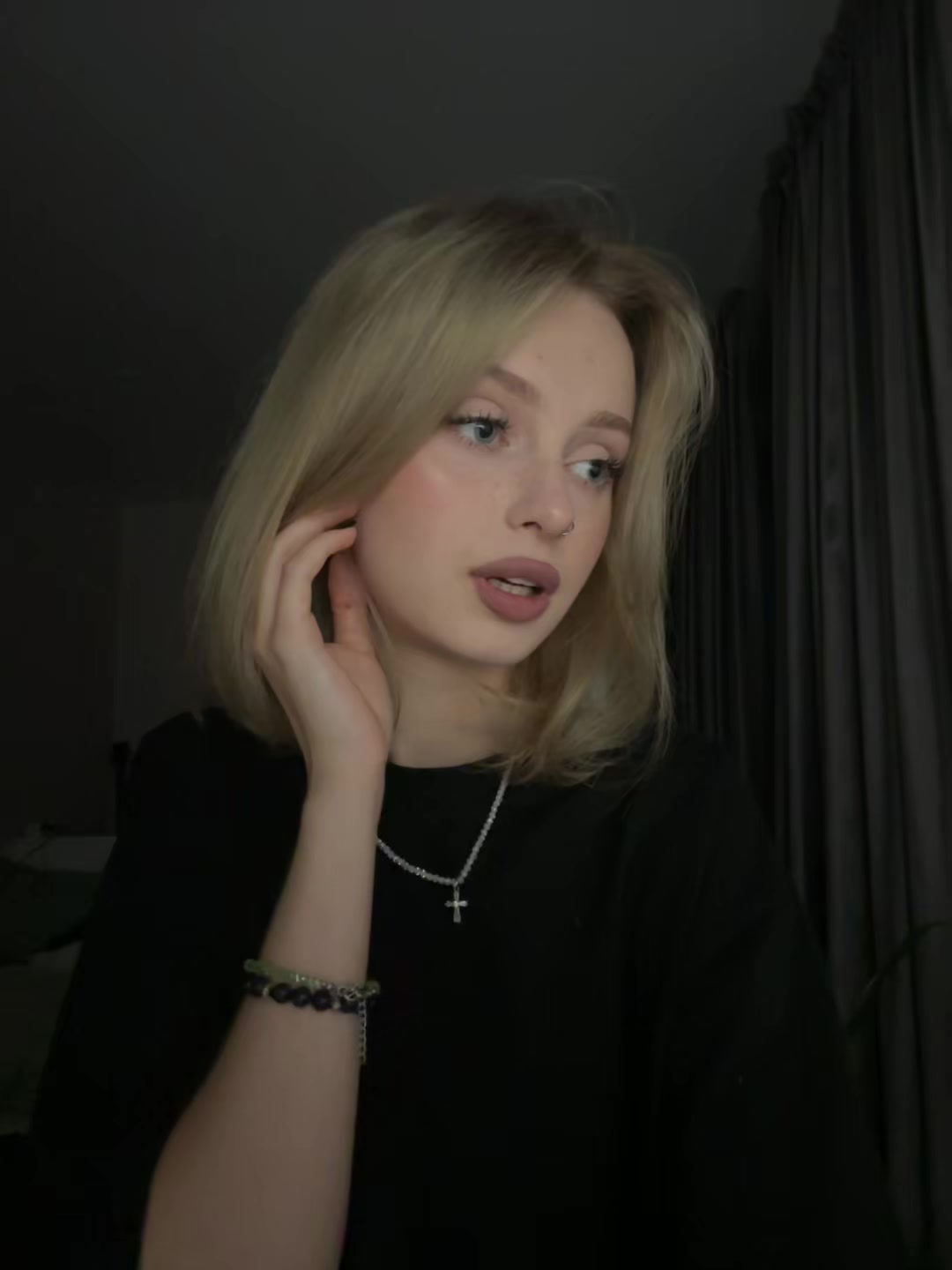 @вика
