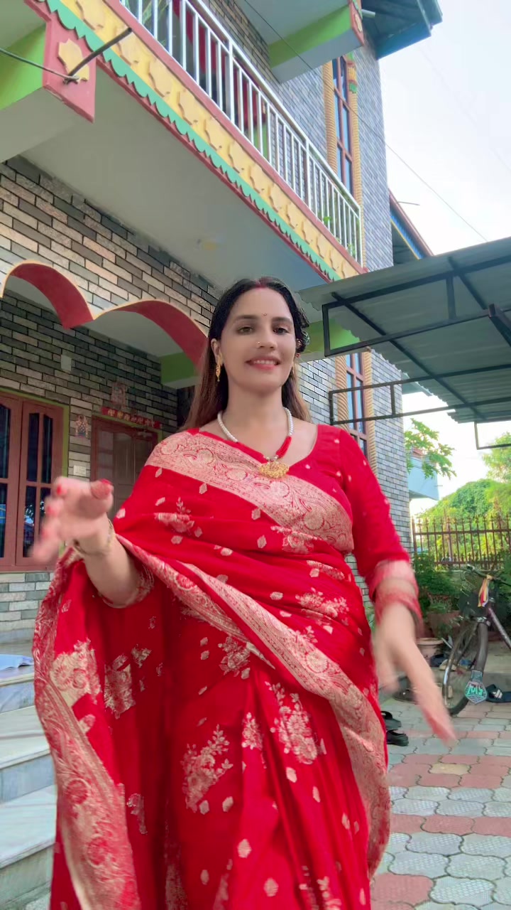 @🧿Saru❤️Deepak😘