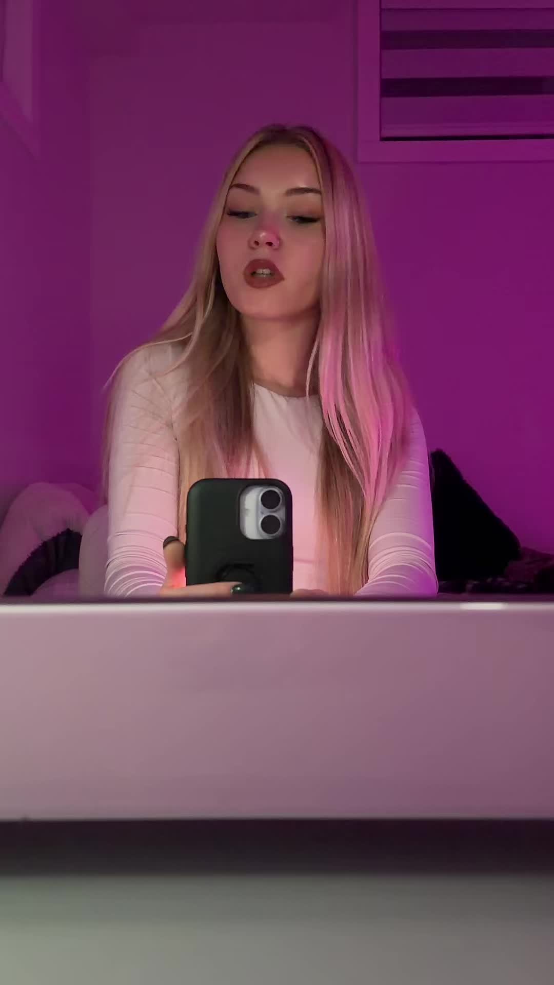 @loner