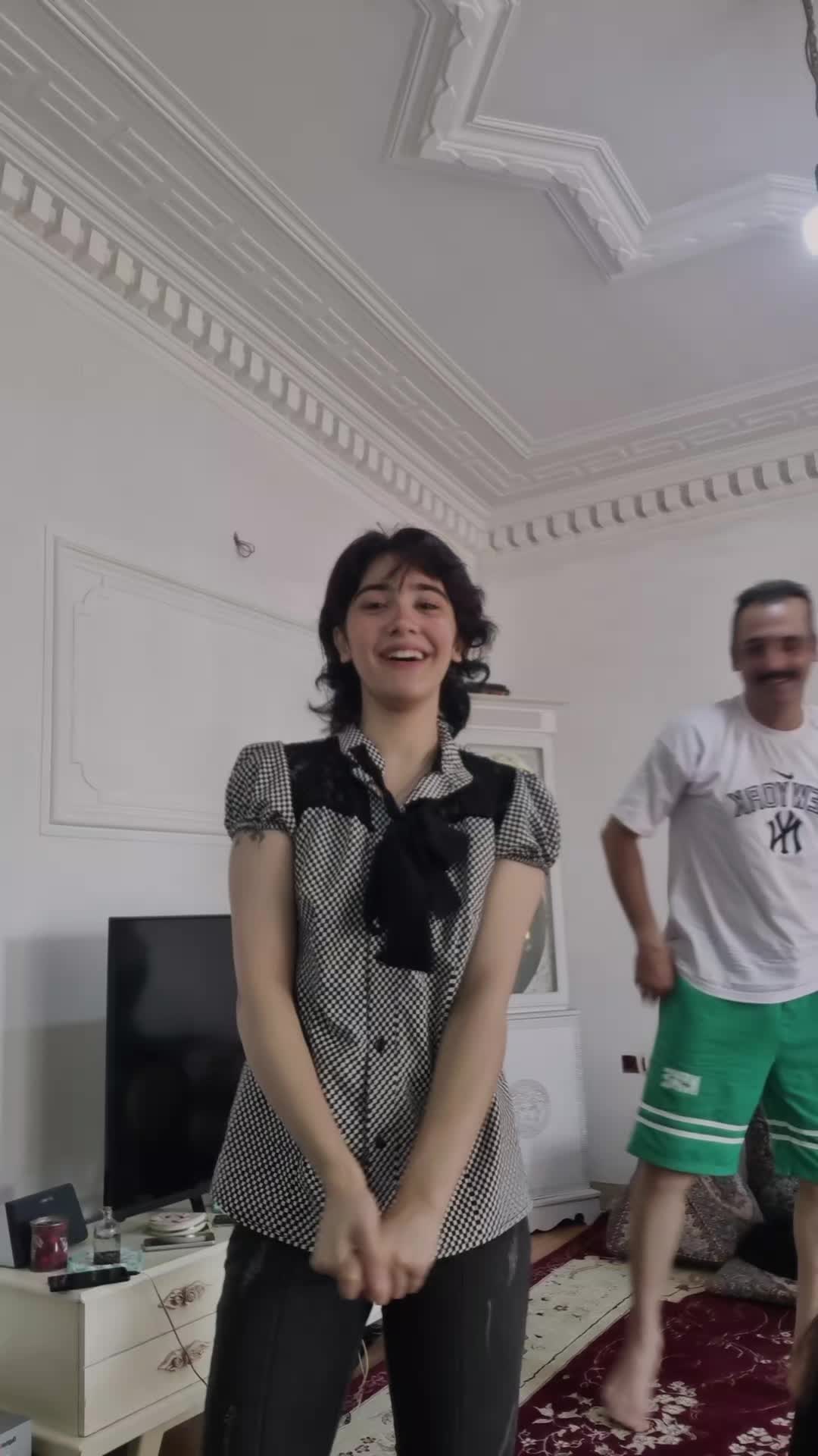 @Dina_war