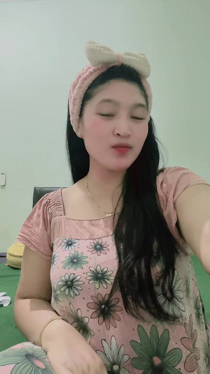 @Queengracetitissinaga