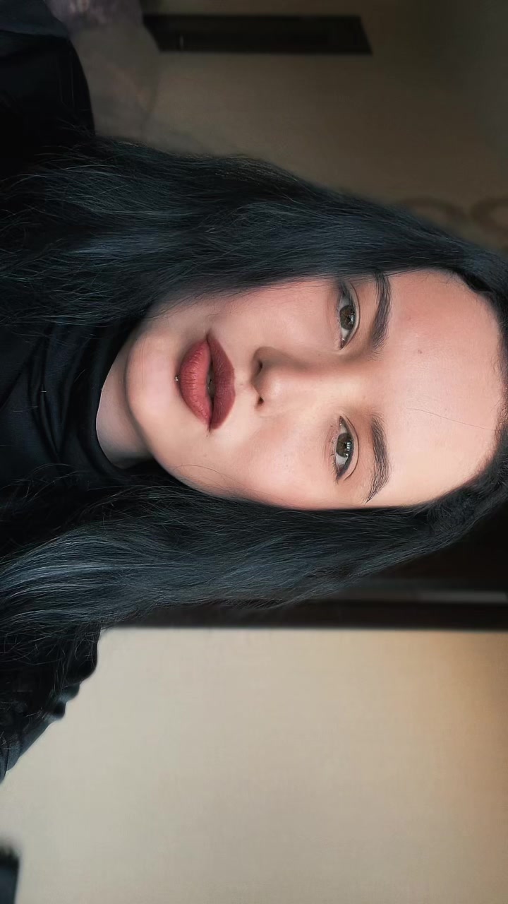 @_naya_