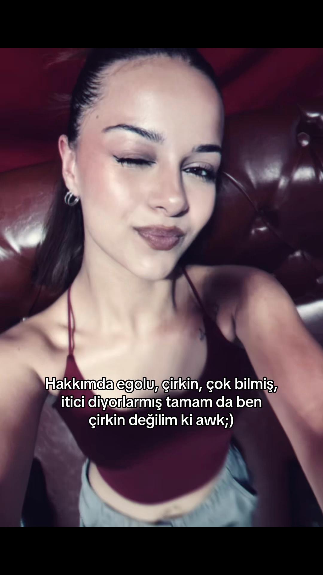@BKᥫ᭡