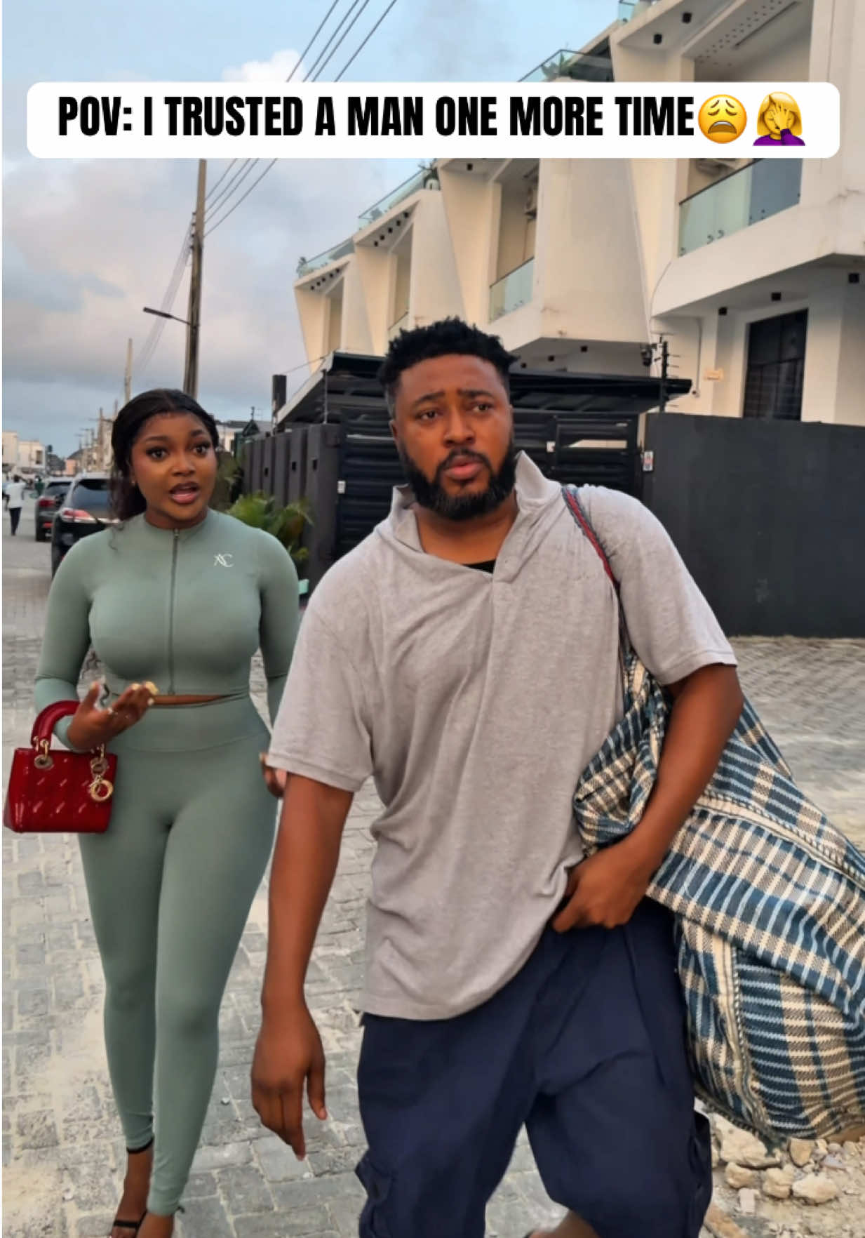 @Papaya_ex(Bigpaps for a reason