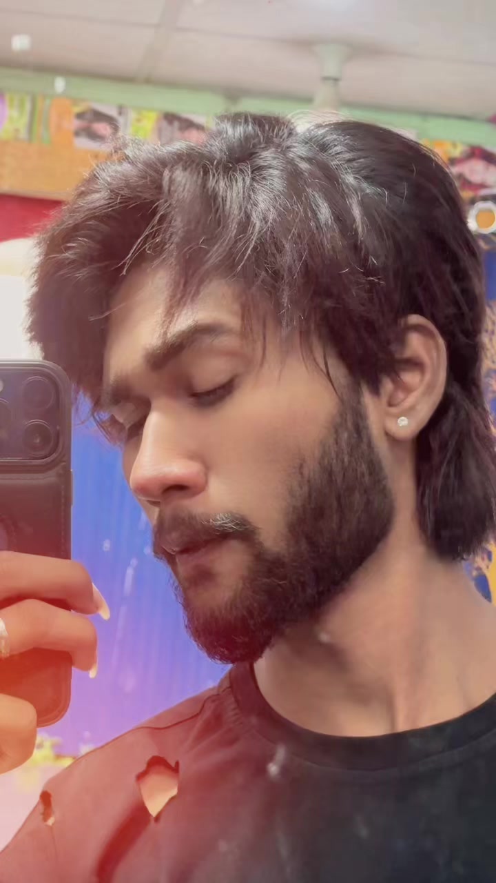 @All rounder boy😎🤷🏻&zwj;♂️😎