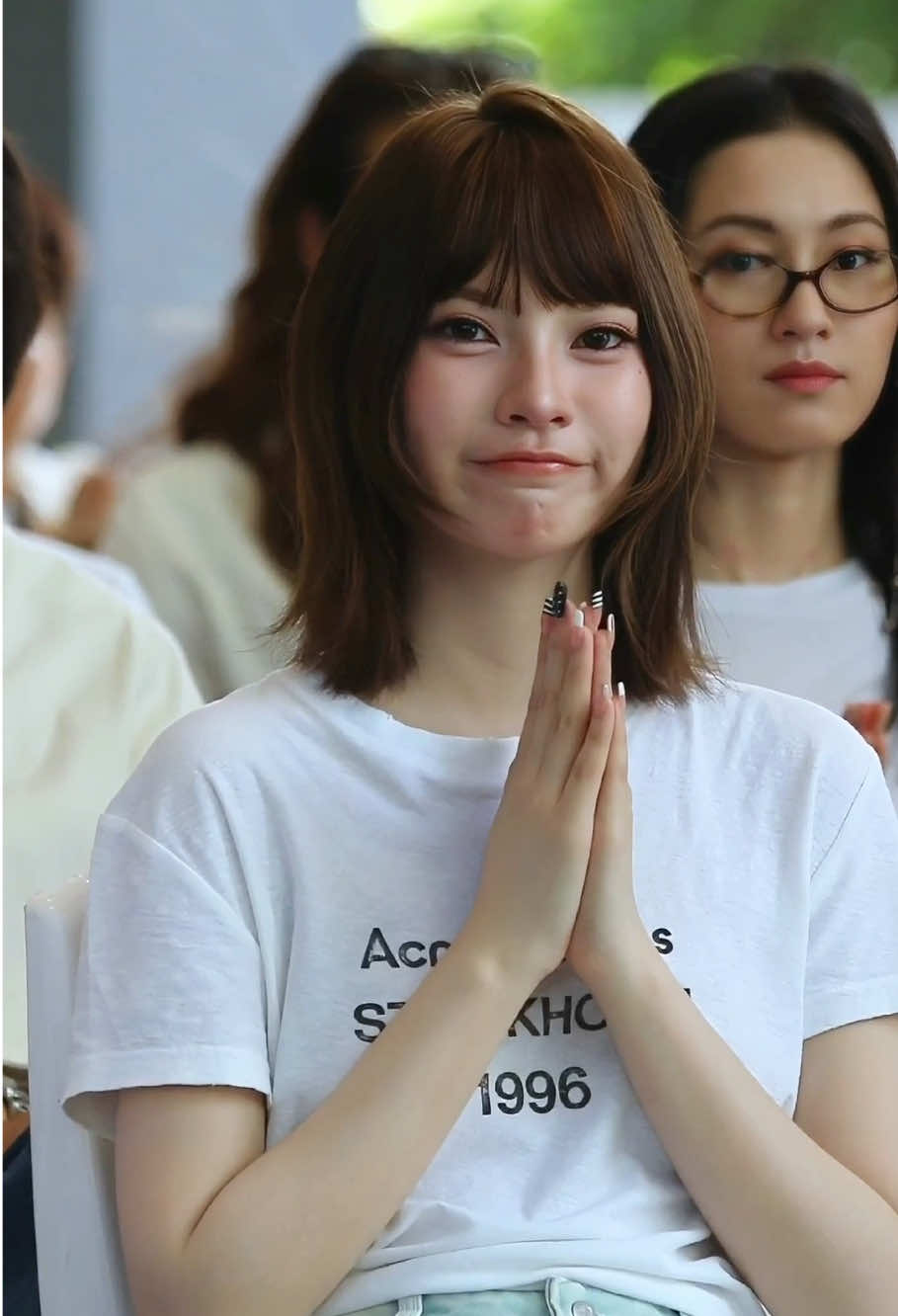 @somsom