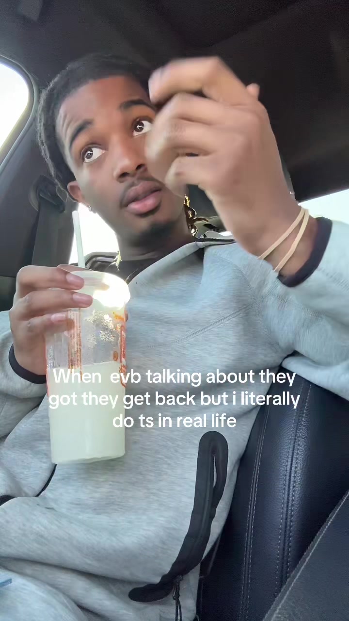 @🦇