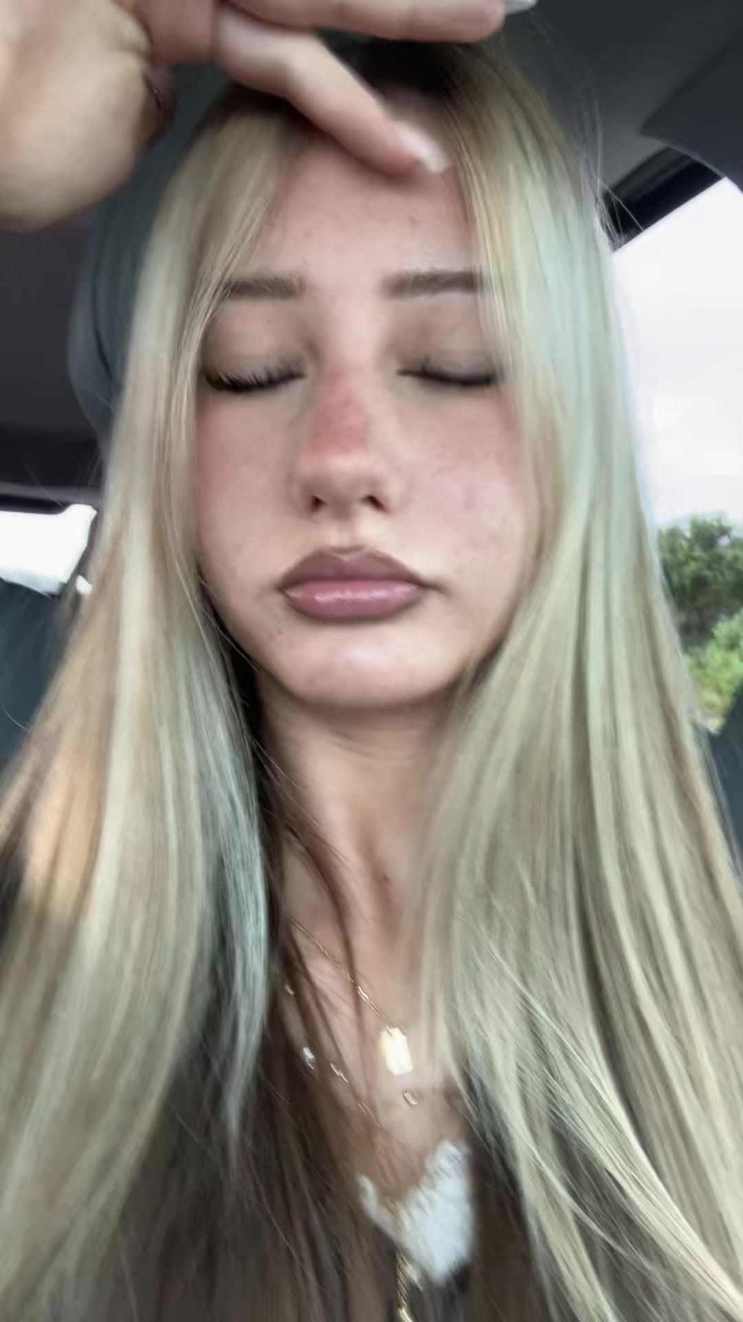 @isabella dimov