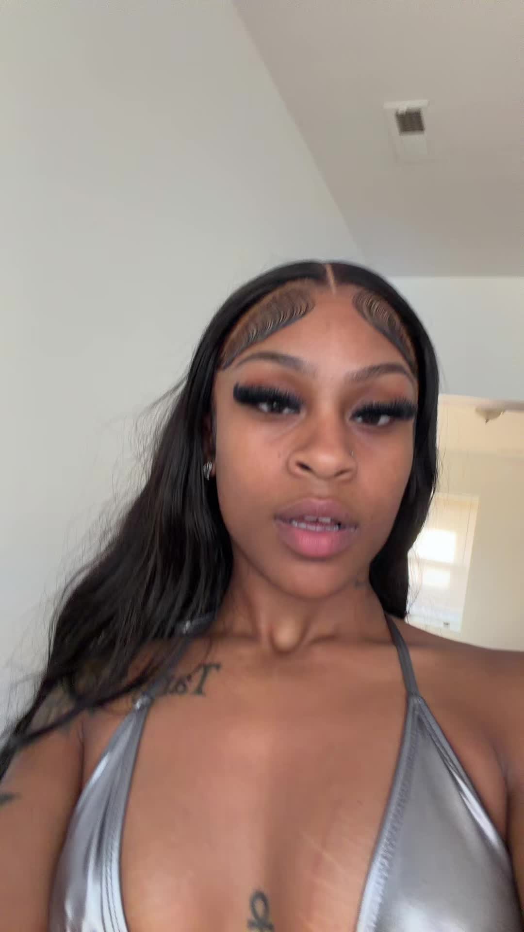 @NUUNUU