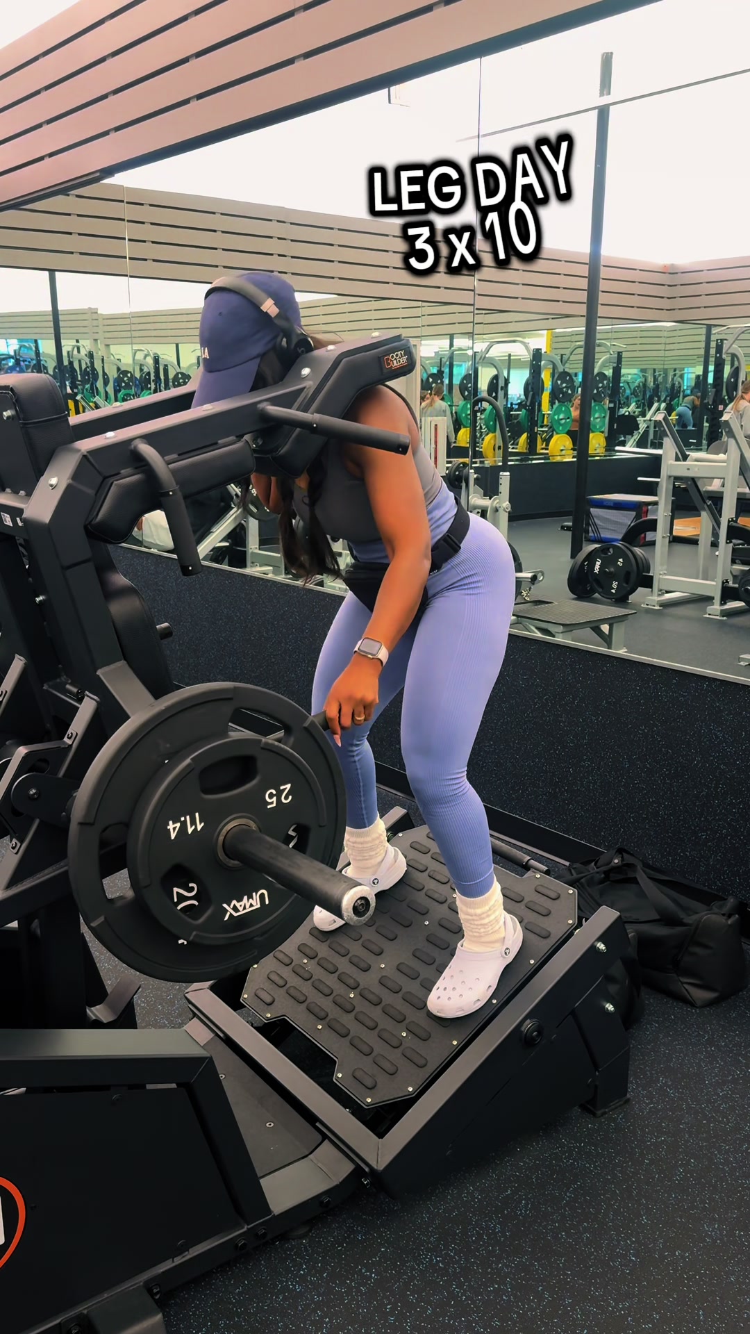 @Tee_ snatchd 🧘🏾♀️