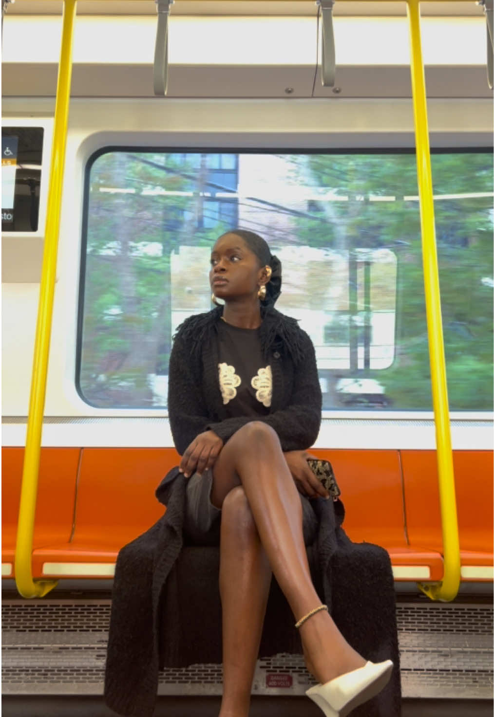 @stunninglymoi