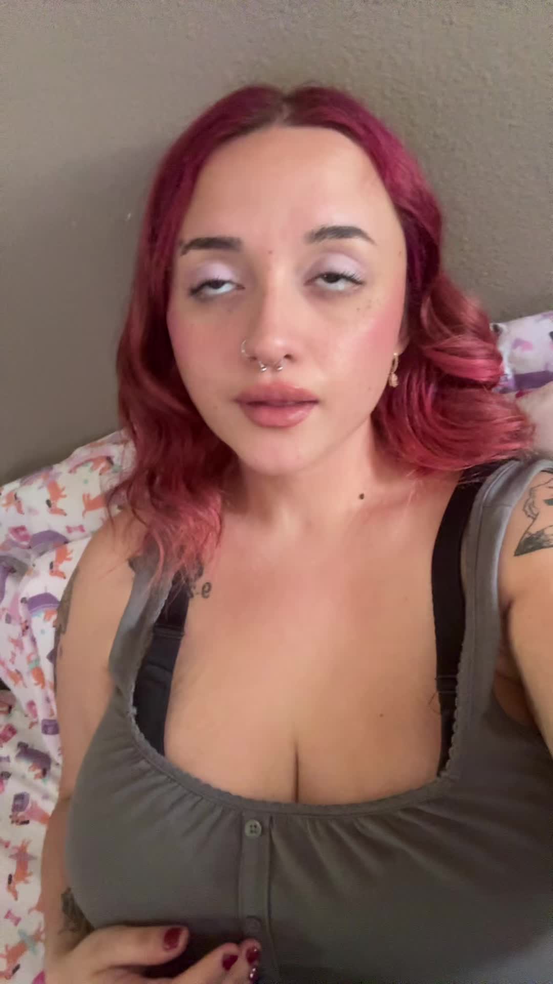 @thehailiediaries