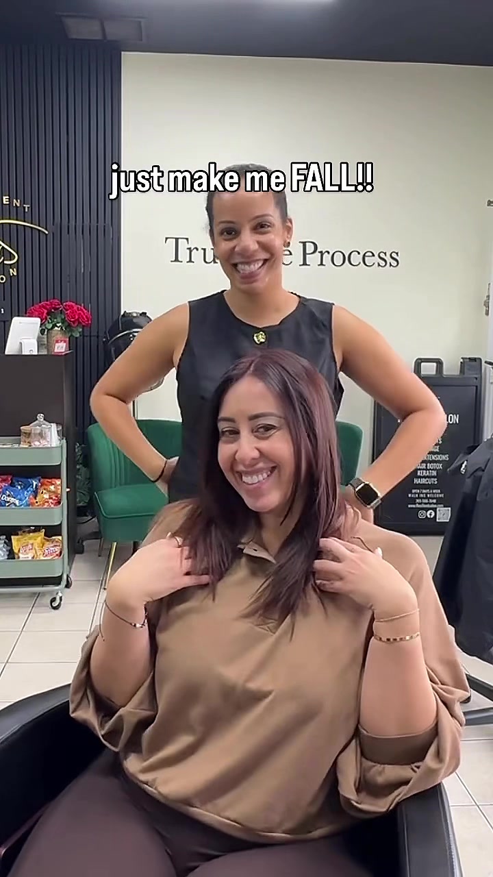 @Vanessa | NJ Colorist+Educator