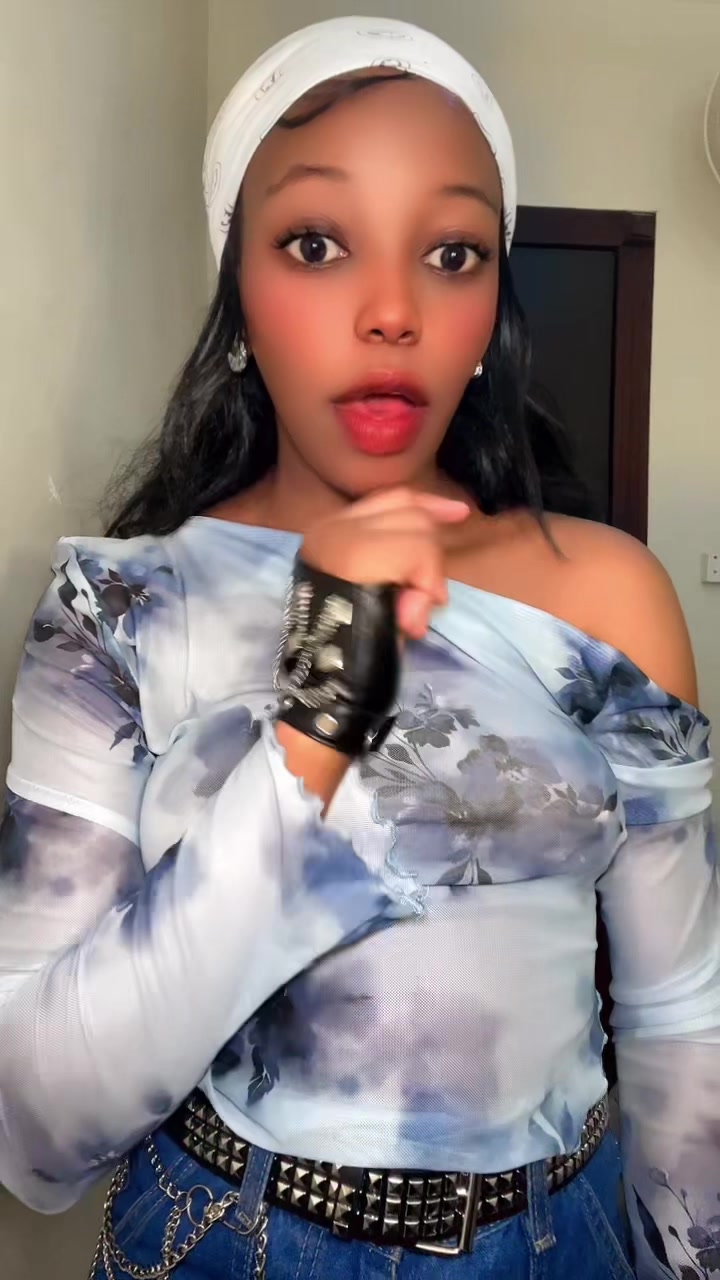 @Dee💕