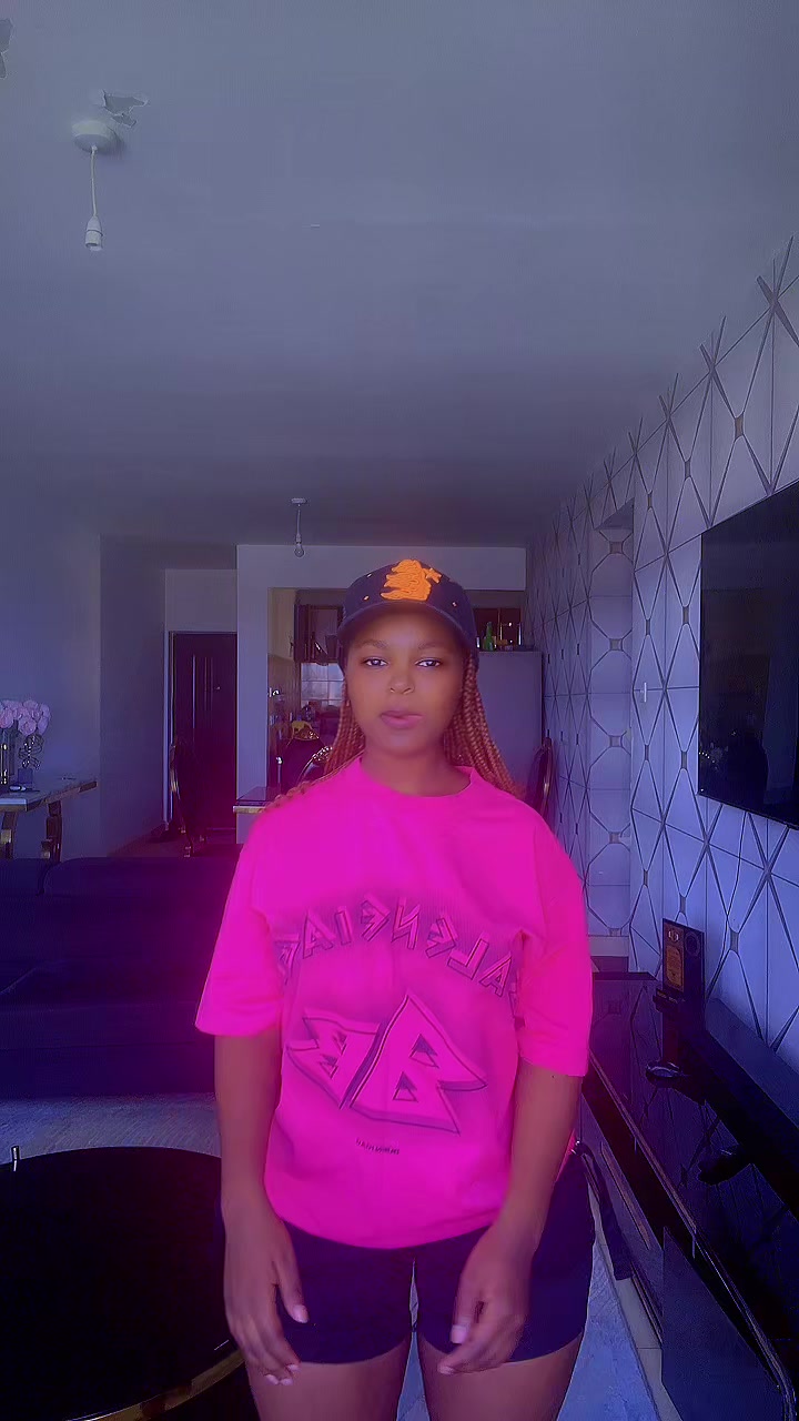 @Miss♌️Cute Kay🤎🩶