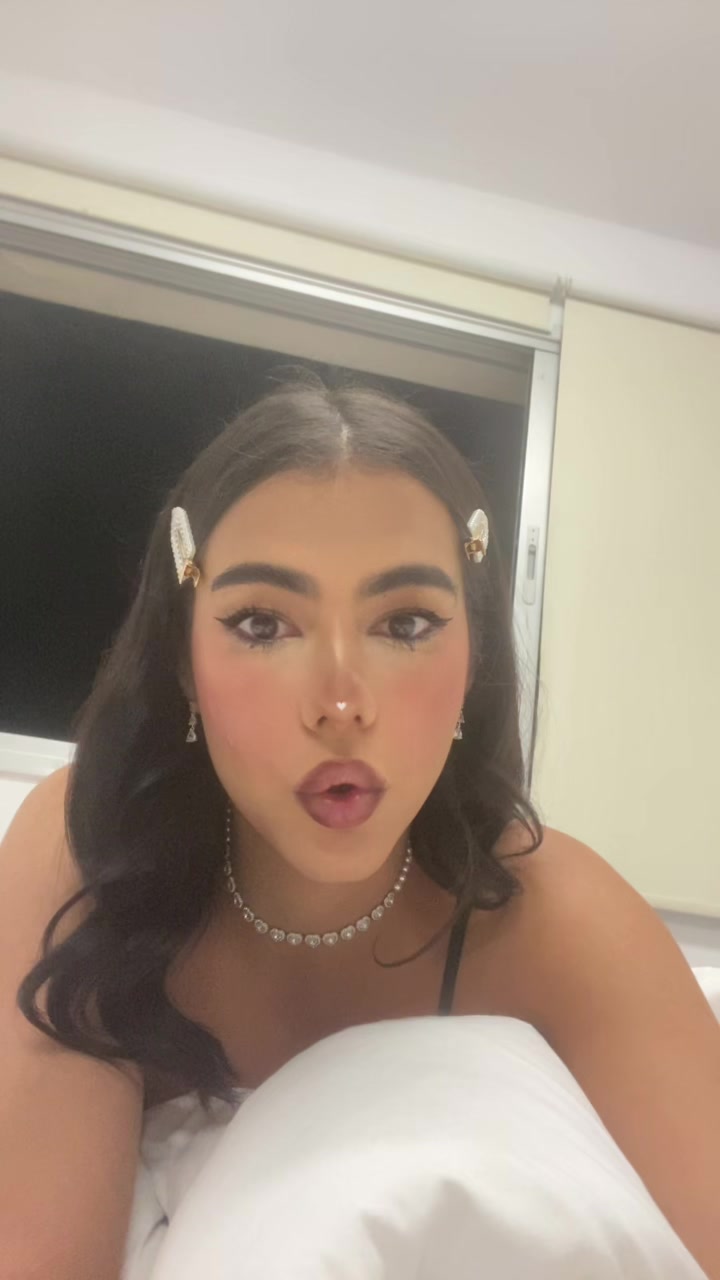 @ana lara 💋