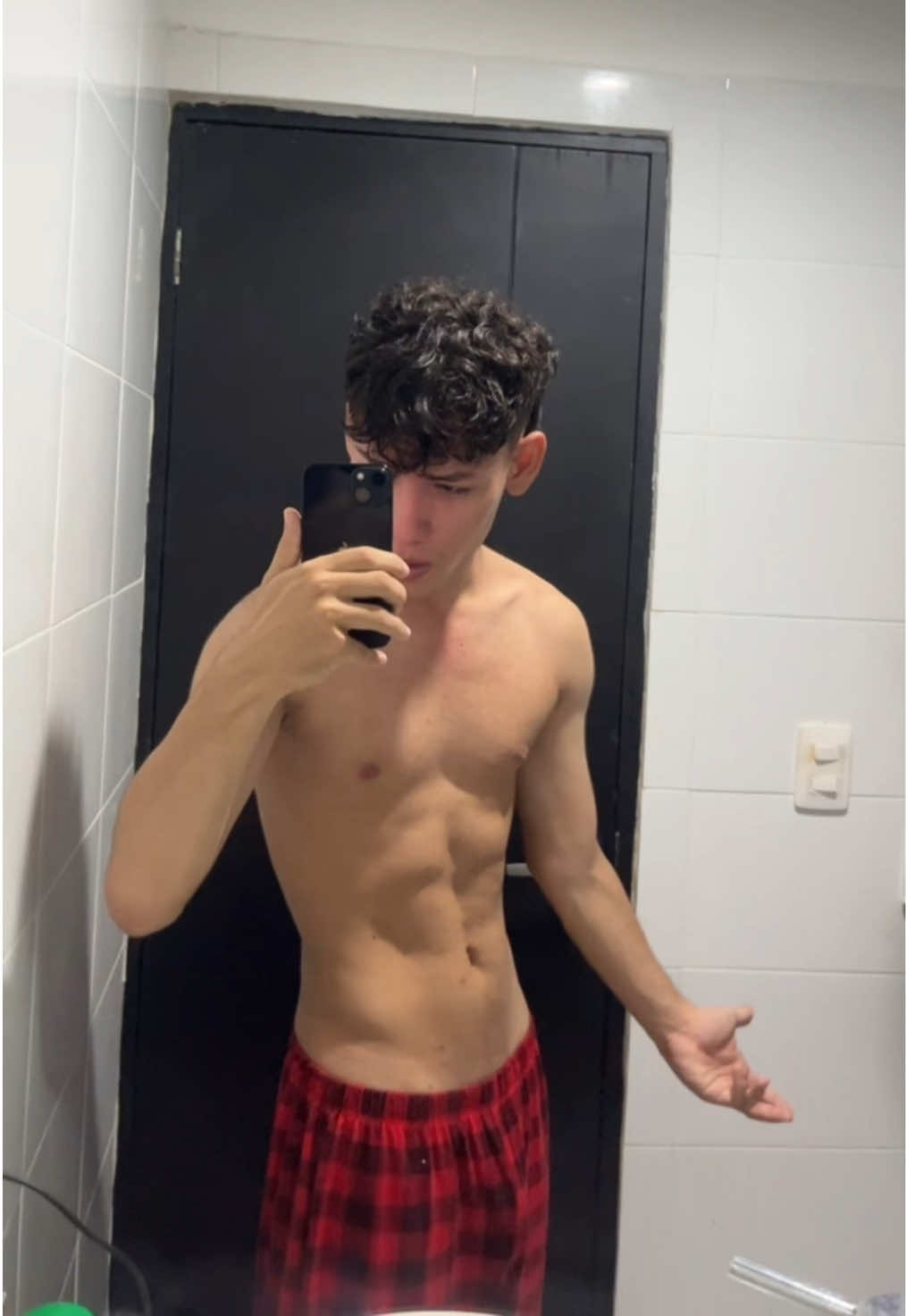 @Brianszr