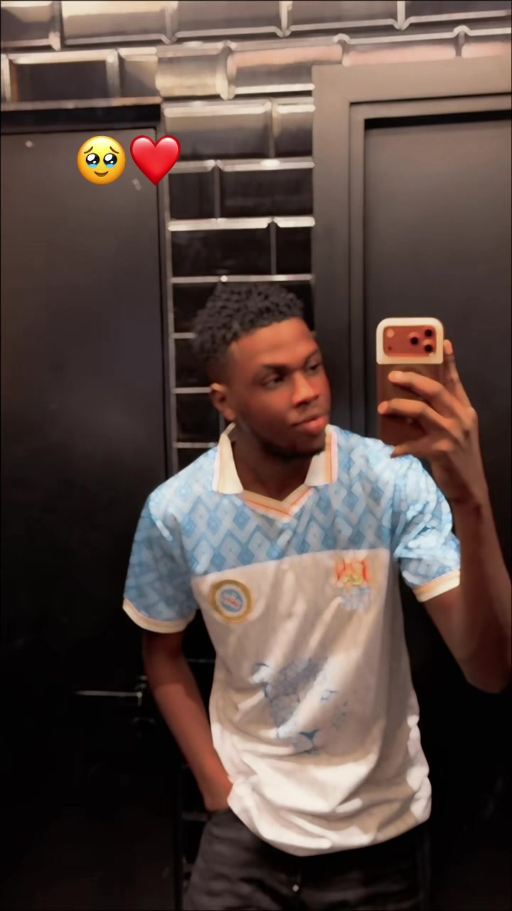 @𝑴𝒓 𝒑𝒐𝒑𝒖𝒍𝒂𝒊𝒓𝒆 🇨🇩📌