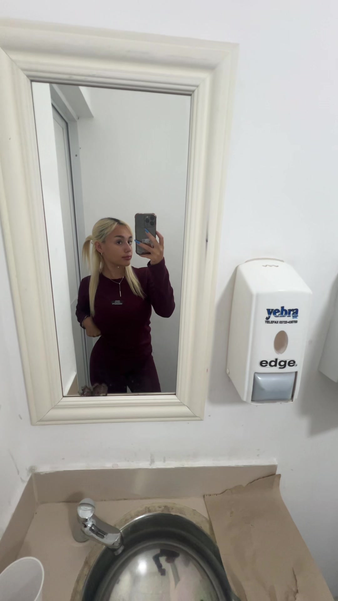 @𝓐𝔃𝓾𝓾🕷️